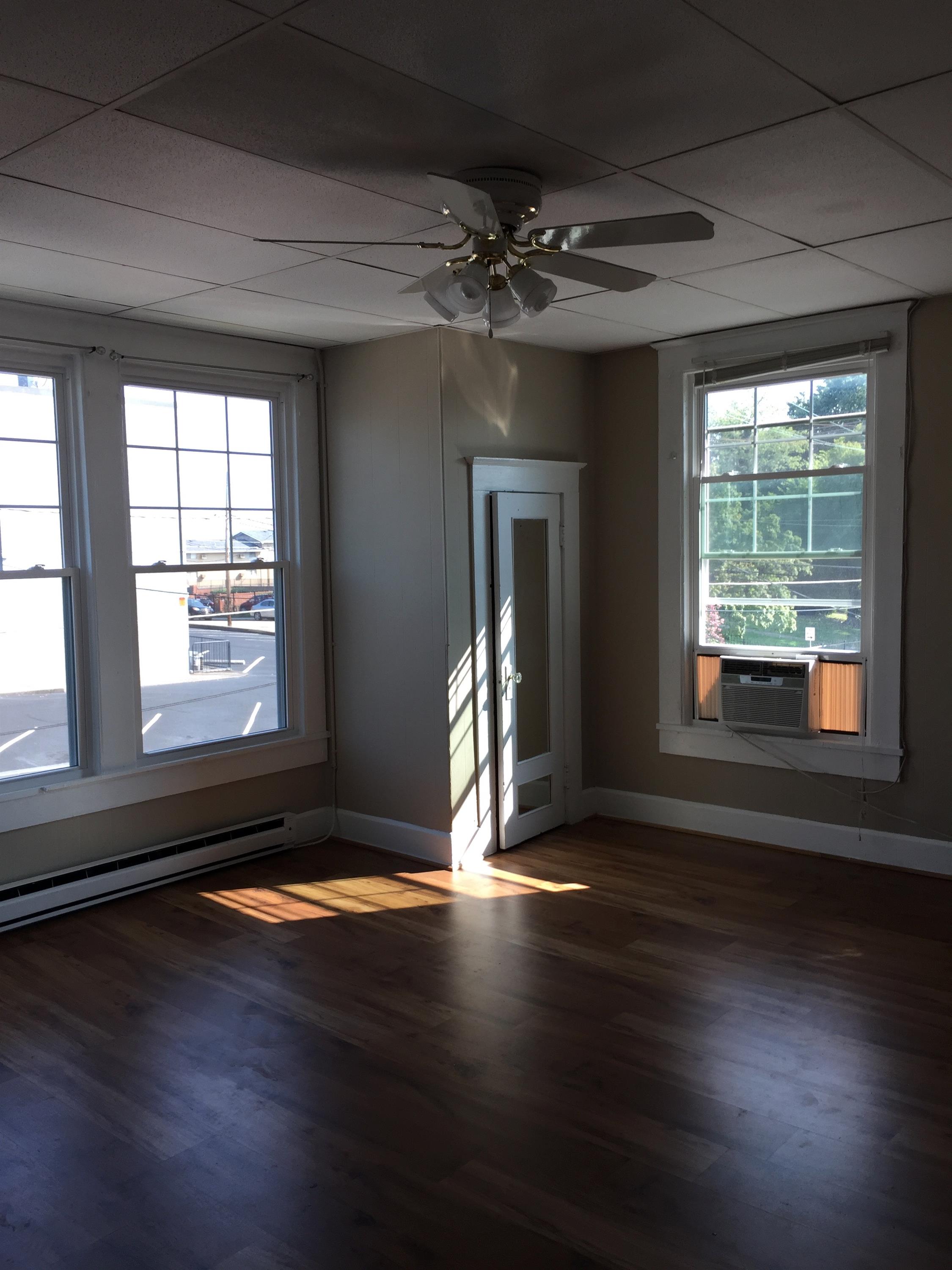 1312 Laurel Ave - 4
